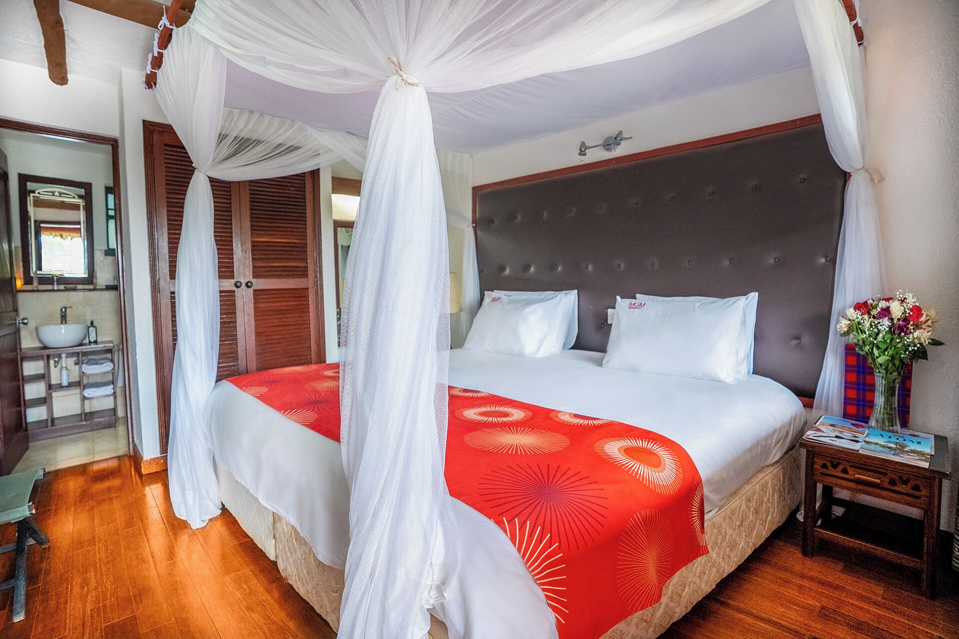 Free WiFi, bed sheets