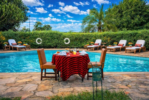 Outdoor pool