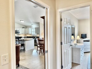 Interior - Sweet Retreat - 3/2 w/ Golf Cart (Buttonwood, The Villages)