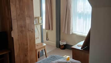 Single Room, Non Smoking | Soundproofing, iron/ironing board, free WiFi