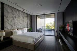 6 عدّة غرف نوم ومكواة/لوح كي وواي فاي وملاءات أسرّة