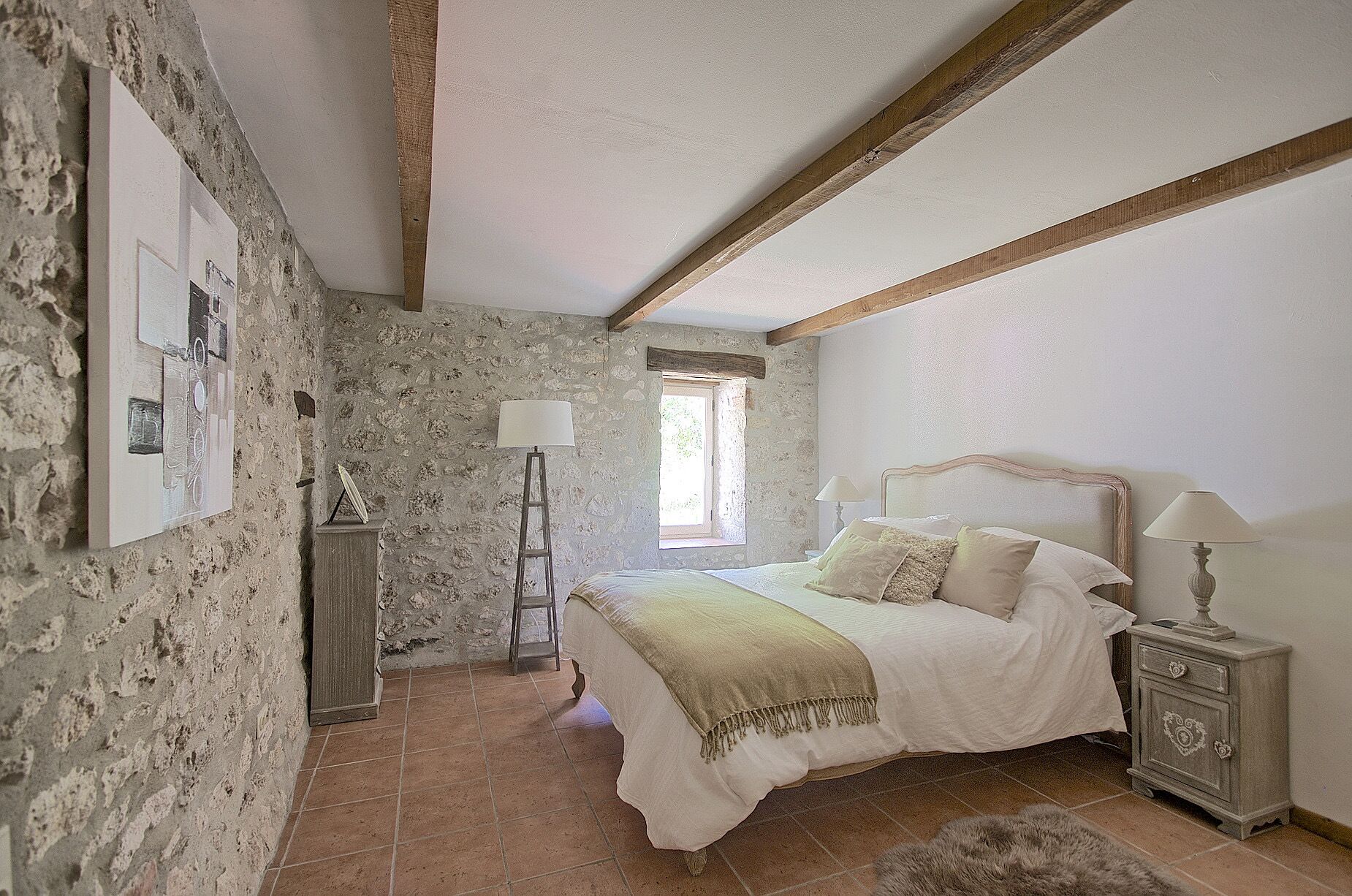 2 slaapkamers, reisbedje, gratis wifi, beddengoed