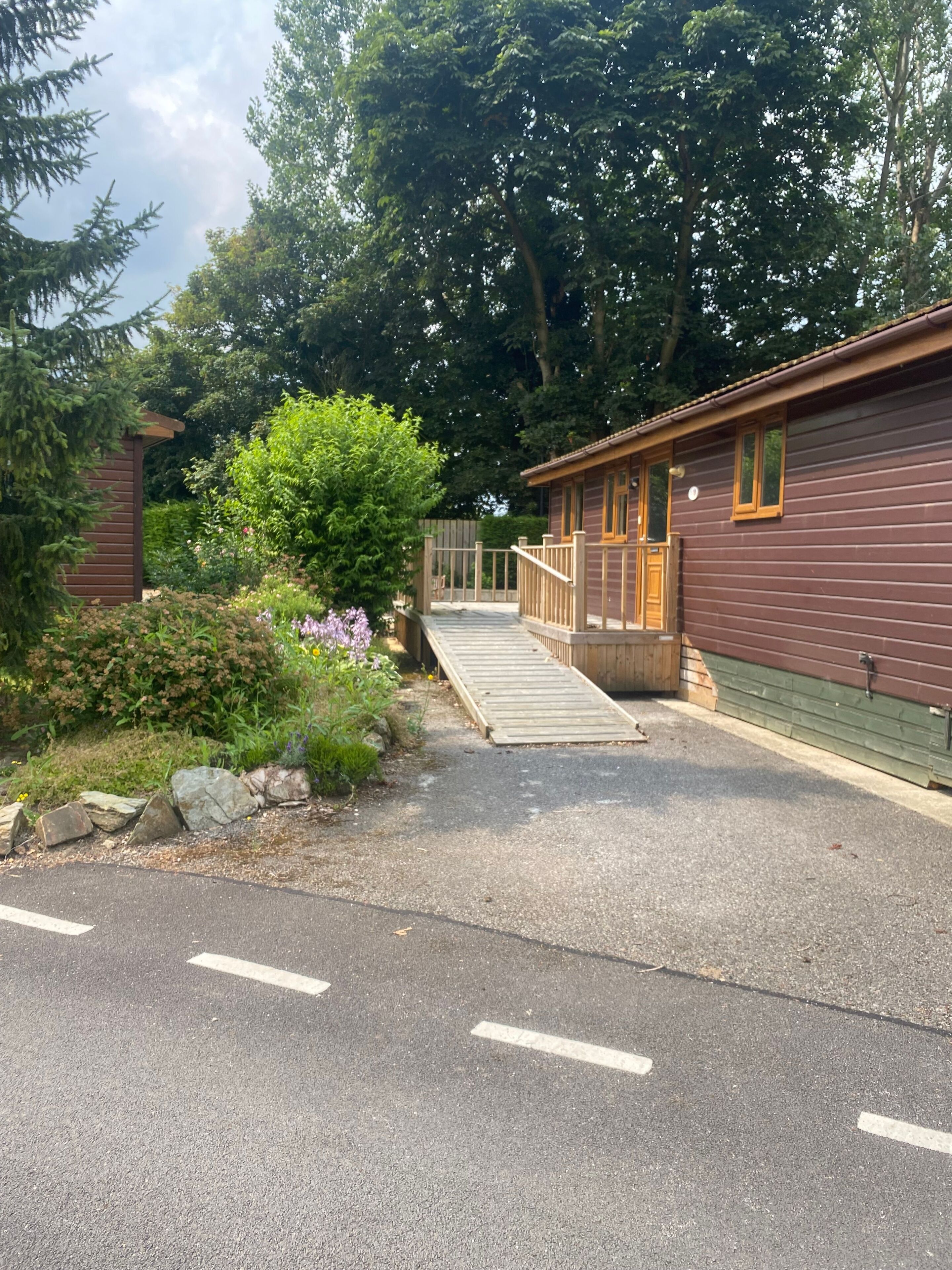 Cabin, 2 Bedrooms, Accessible, Balcony | Property grounds