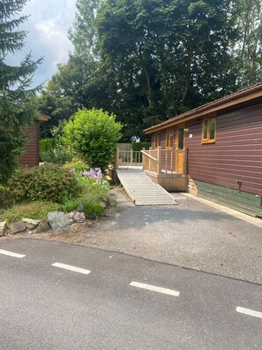 Cabin, 2 Bedrooms, Accessible, Balcony | Property grounds - Luxury log Cabin With hot Tub- York (York)