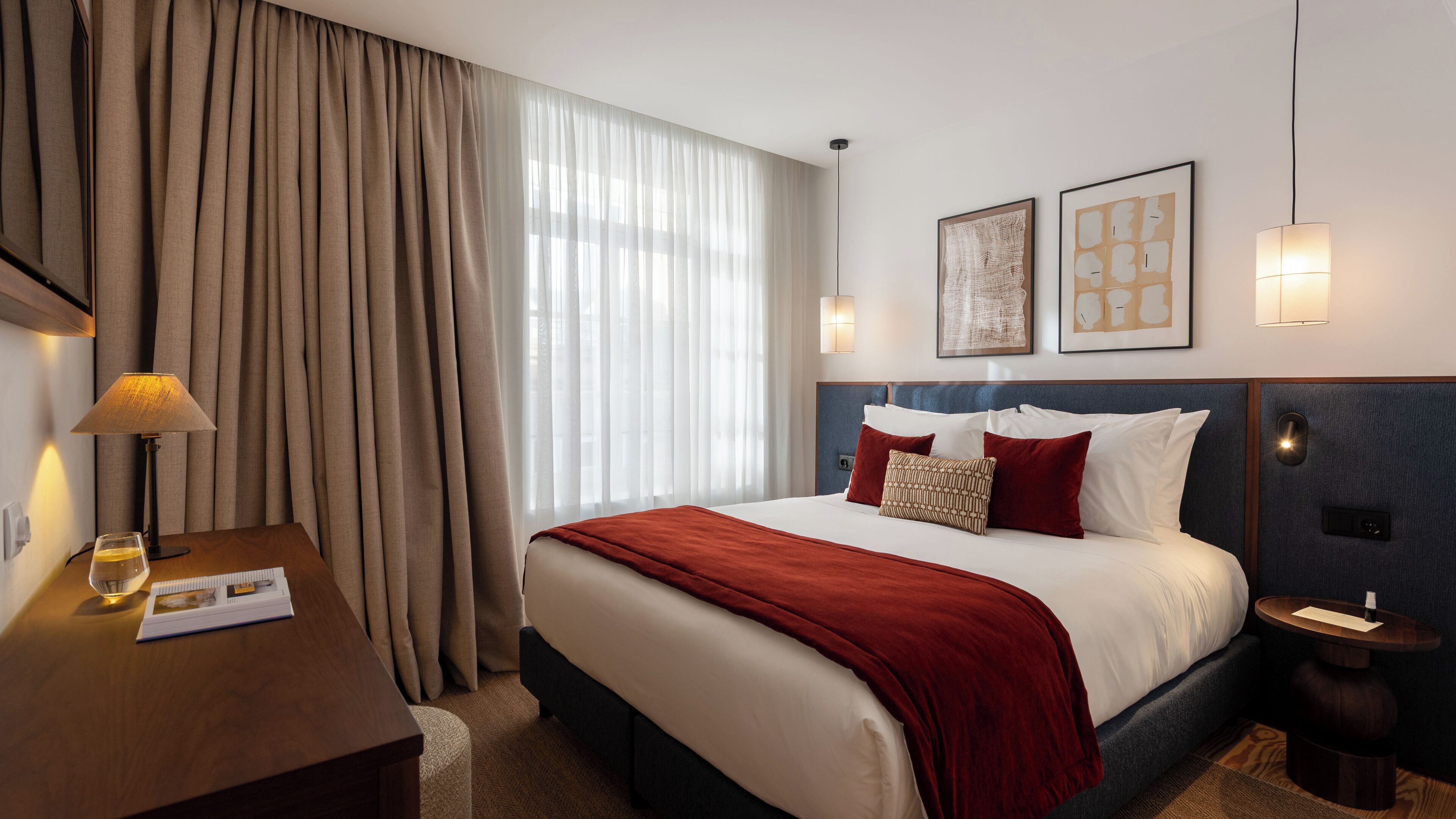 Family Apartment | In-room safe, blackout drapes, iron/ironing board, free WiFi