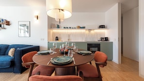 Deluxe Apartment | Dining - Ando Living - São Miguel House (Porto)