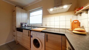 Private kitchen - Vacation home in Tossens - relaxation for the whole family. (Butjadingen)