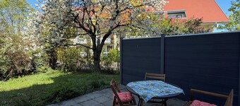 Modern first floor apartment with garden - ideal for spa & clinic