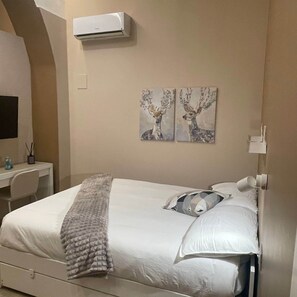 Unclassified image, 2 of 13, button - Mado Suite 112 Elegance, comfort and smart access (Bari)