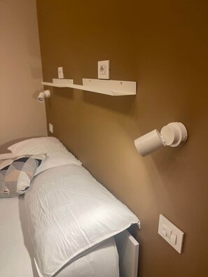1 habitación y caja de seguridad en la habitación 