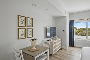 Interior - Studio condo at Luau in Sandestin Golf & Beach Resort (Miramar Beach)