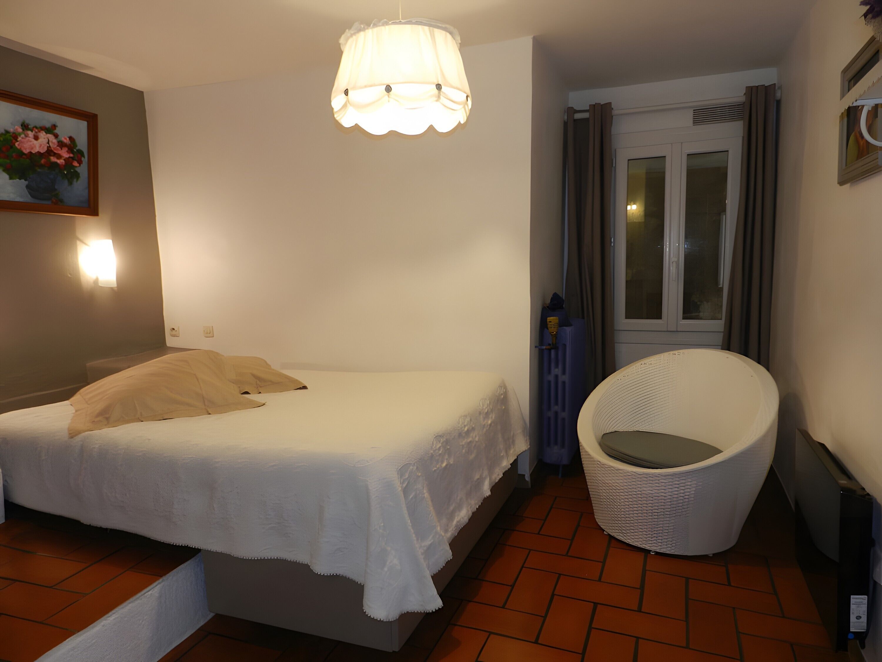 Fer et planche à repasser, Wi-Fi, draps fournis