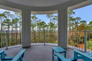 Terrace/patio - 2BR Bahia Suite at Golf & Beach Resort (Miramar Beach)