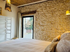 6 bedrooms, desk, free WiFi, bed sheets - Domaine Mas Lafleur - Mas Provençal for 12 people - Swimming pool & large garden (Châteaurenard)