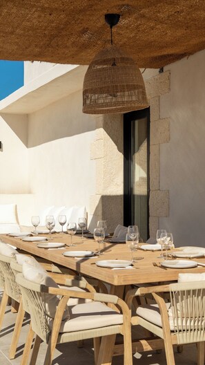 Outdoor dining - Domaine Mas Lafleur - Mas Provençal for 12 people - Swimming pool & large garden (Châteaurenard)