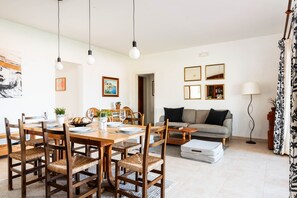 Interior - Villa Margarita Punta Prima by Escape Home (Punta Prima)