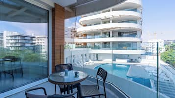 Apartamento, 1 cama de casal e sofá-cama, cozinha, vista para a cidade | Terraço/pátio