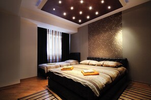 Iron/ironing board, WiFi, bed sheets - Royal 3-bedroom apartment in Strong Center of Belgrade with Private Garage (Belgrade)