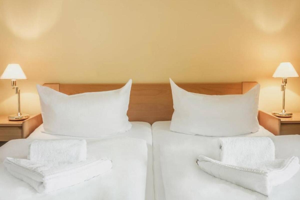 Standard Studio Suite | In-room safe, soundproofing, bed sheets