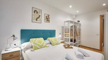 Iron/ironing board, free WiFi