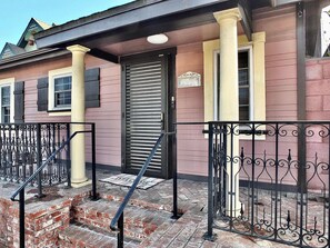 Exterior detail - Eastside Garden Hideaway  For 4, Perfect Location for World Cup Attendees! (Long Beach)