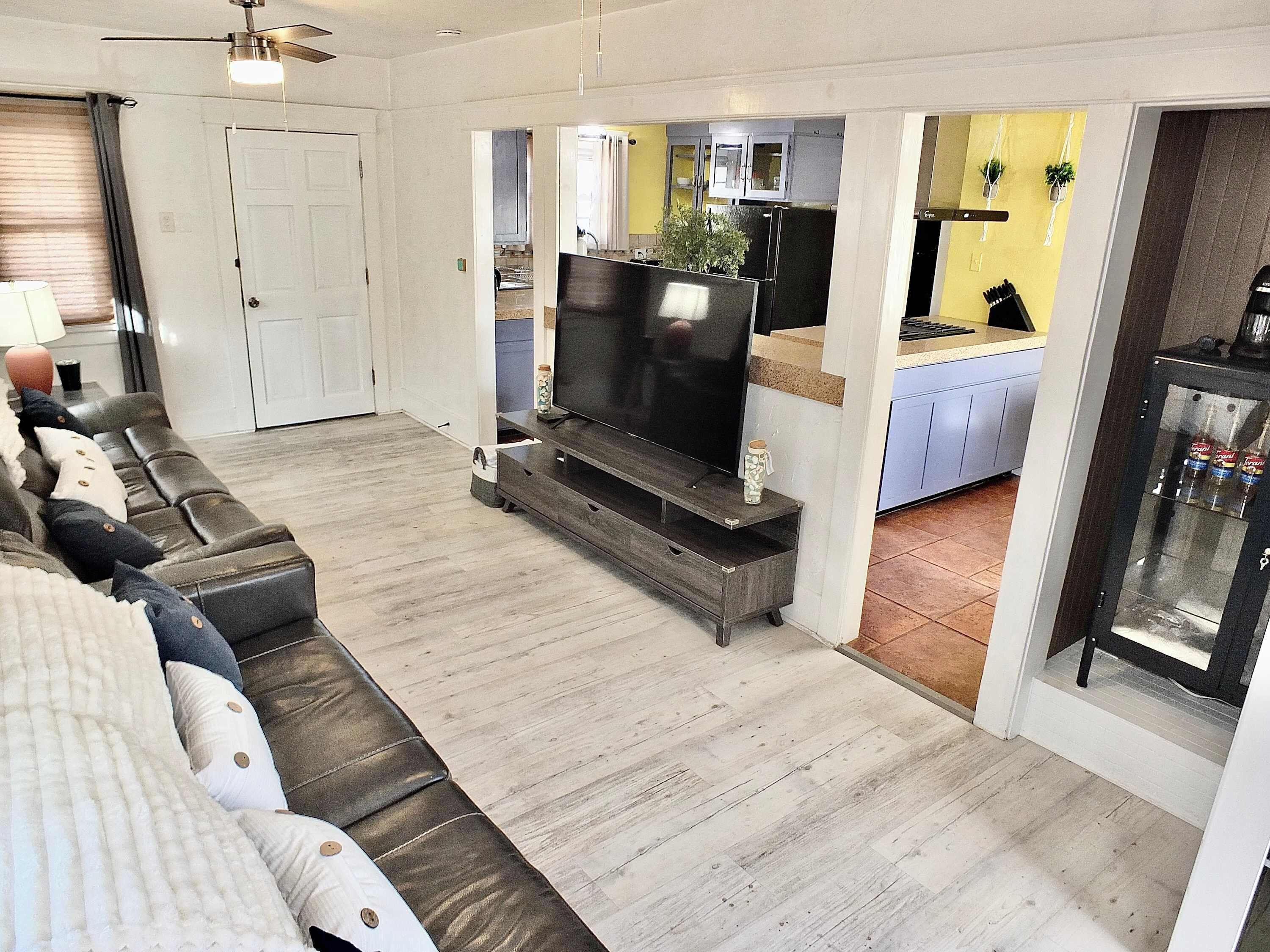 House, 1 Queen Bed with Sofa bed, Patio, Garden View (Eastside Garden Hideaway) | Living area