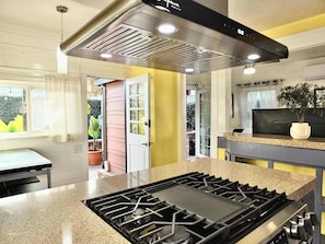 House, 1 Queen Bed with Sofa bed, Patio, Garden View (Eastside Garden Hideaway) | Private kitchen - Eastside Garden Hideaway  For 4, Perfect Location for World Cup Attendees! (Long Beach)