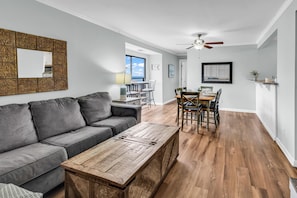 In-room dining - Ocean Dunes Villas (Myrtle Beach)