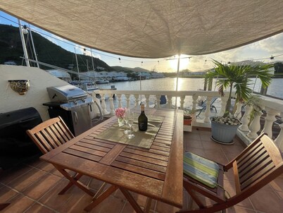 La Dolce Villa - Cozy 2 bedroom on the marina