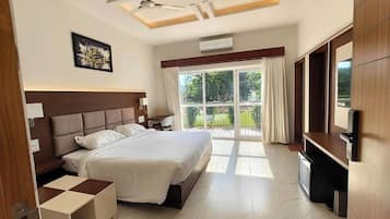 Studio Suite | Free WiFi