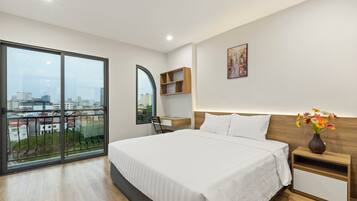 Executive Room | Blackout drapes, iron/ironing board, free WiFi