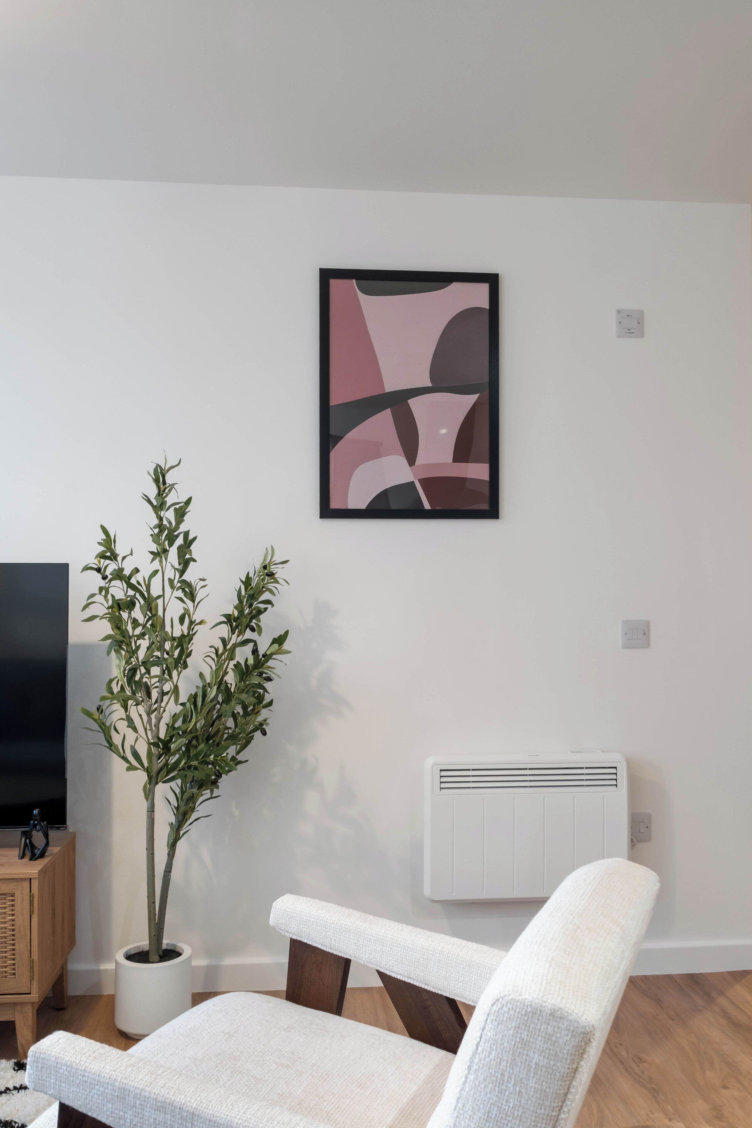 Comfort Apartment, 1 King Bed, Non Smoking | Living area