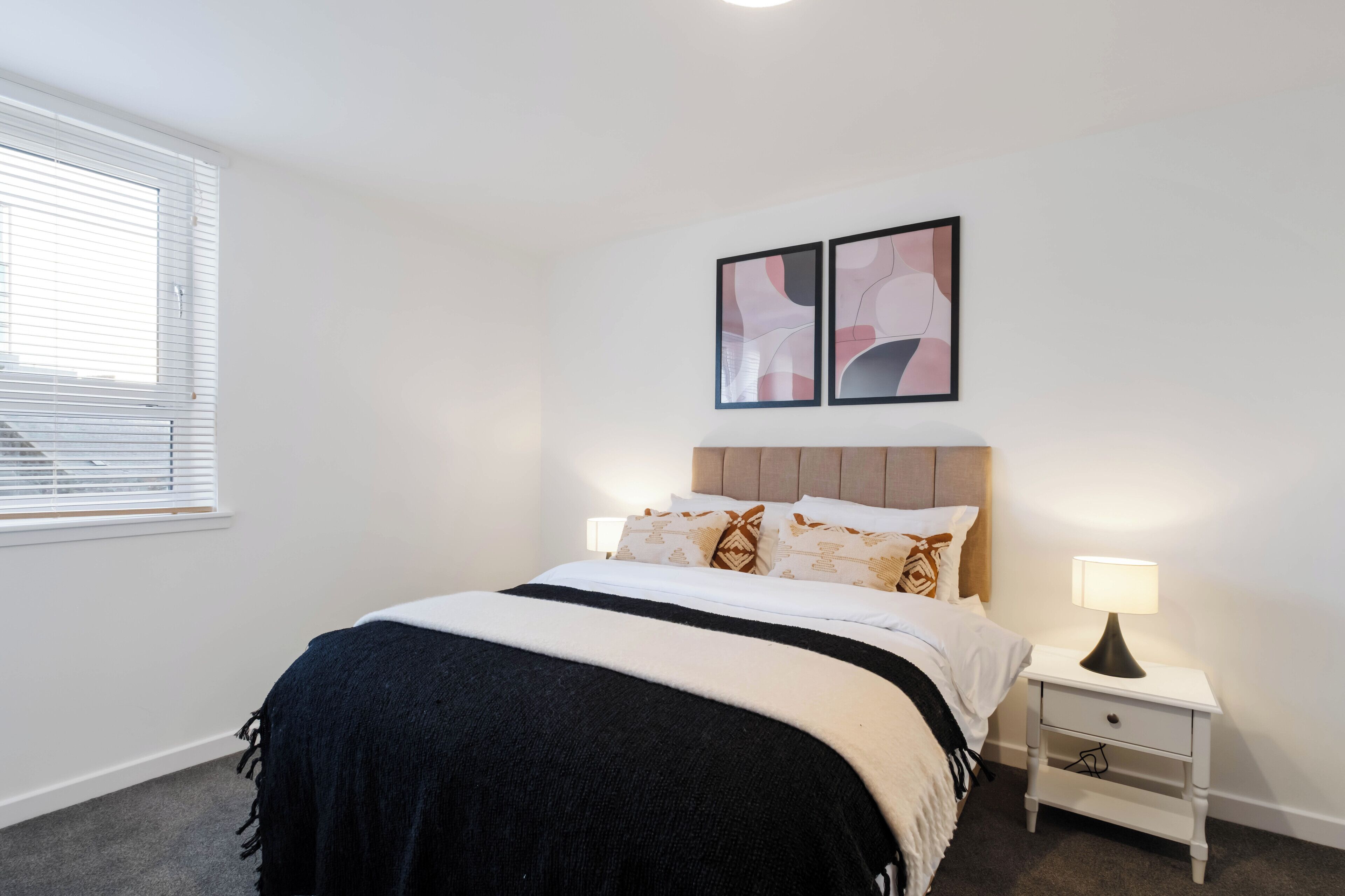 Comfort Apartment, 1 King Bed, Non Smoking | Individually furnished, free WiFi, bed sheets