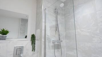 Comfort appartement, 1 kingsize bed, niet-roken | Badkamer