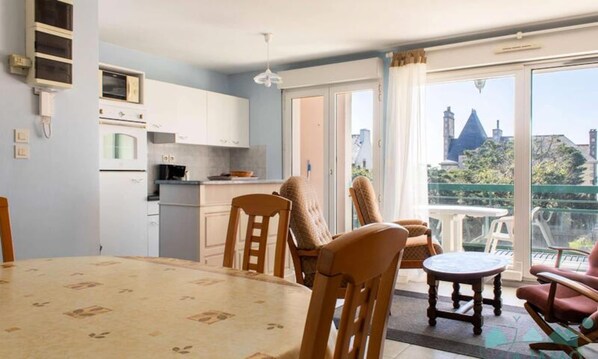 Interior - Apartment in Erquy Near Beach Promenade (Erquy)