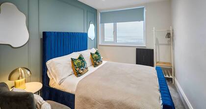Host and Stay | The Seaview Lookout