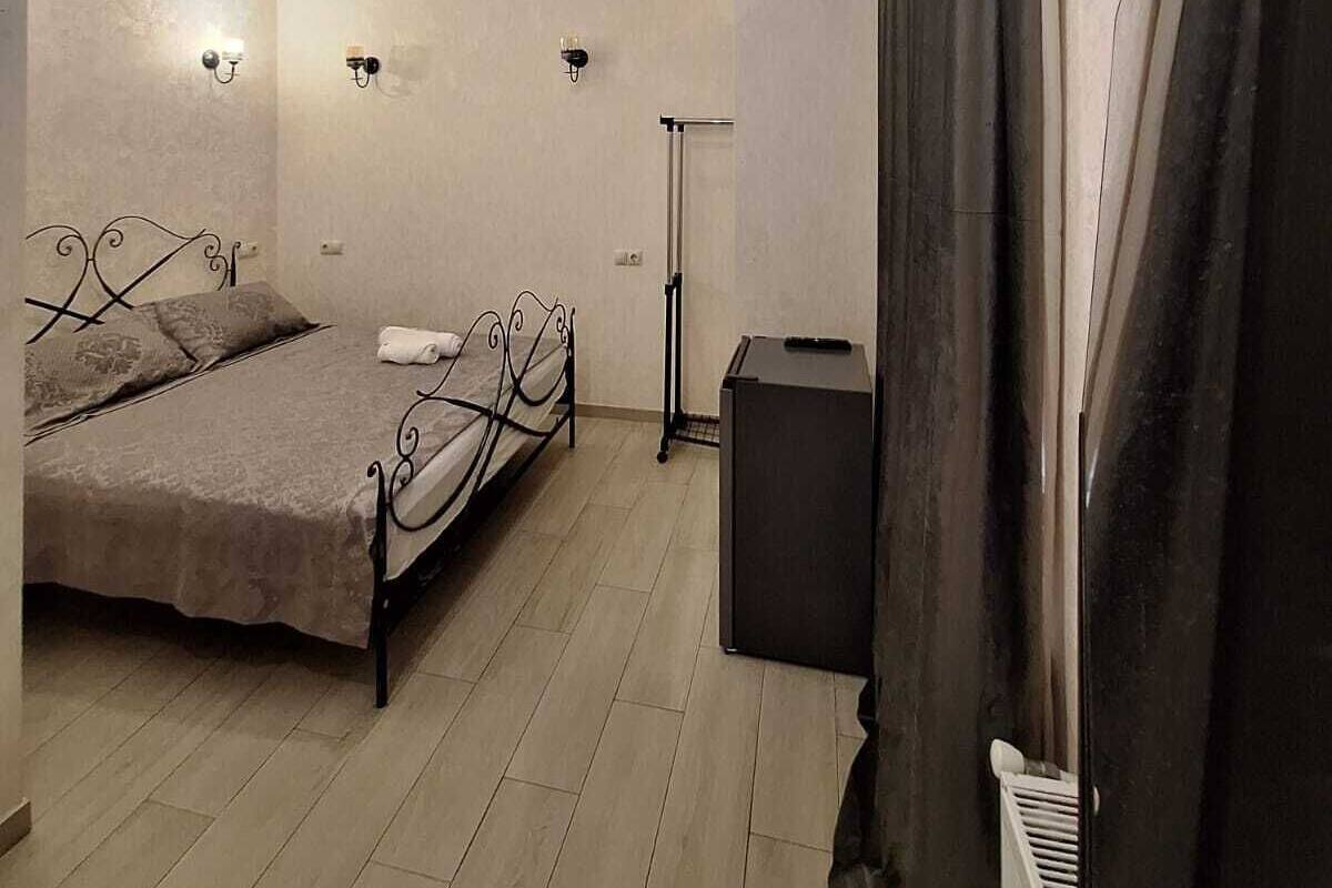 Economy Double Room | WiFi (free)