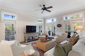 Smart TV, stereo - Watercolor Resort | 2 Br - 2 Ba Condo | 2 Min Walk To Beach Club! | Near Dining! (Santa Rosa Beach)