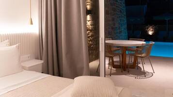 In-room safe, free WiFi