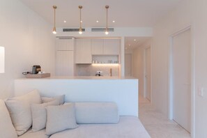 Interior - Gialova Hills 8 (Gialova)