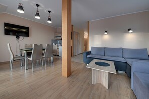 Comfort appartement, balkon, uitzicht op bergen | Woonruimte | Smart-tv