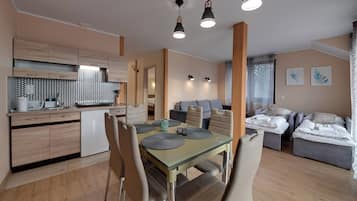 Comfort Apartment, Balcony, Mountain View | Living area | Smart TV