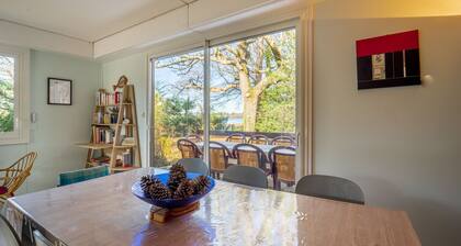 Maison familiale au bord du lac d'Aureilhan pour 10 personnes