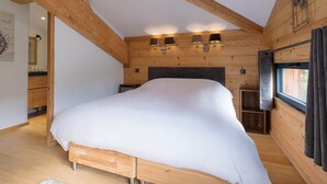 4 bedrooms, WiFi (free) - Chalet with panoramic view - 10 guests (Crest-Voland)