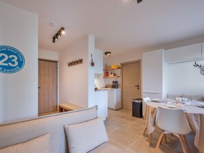 Dining - Modern apartment with large terrace in Cernix (Cohennoz)
