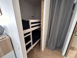 1 Schlafzimmer