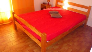 1 bedroom - 2-room apartment with terrace and garage in Port Camargue (Port Camargue)