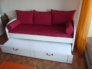 Interior - 2-room apartment with terrace and garage in Port Camargue (Port Camargue)