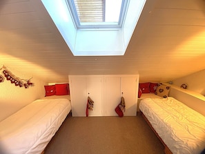2 bedrooms - Méribel Altiport: 3-room apartment, 5 pers, balcony, TV, dishwasher (Méribel)