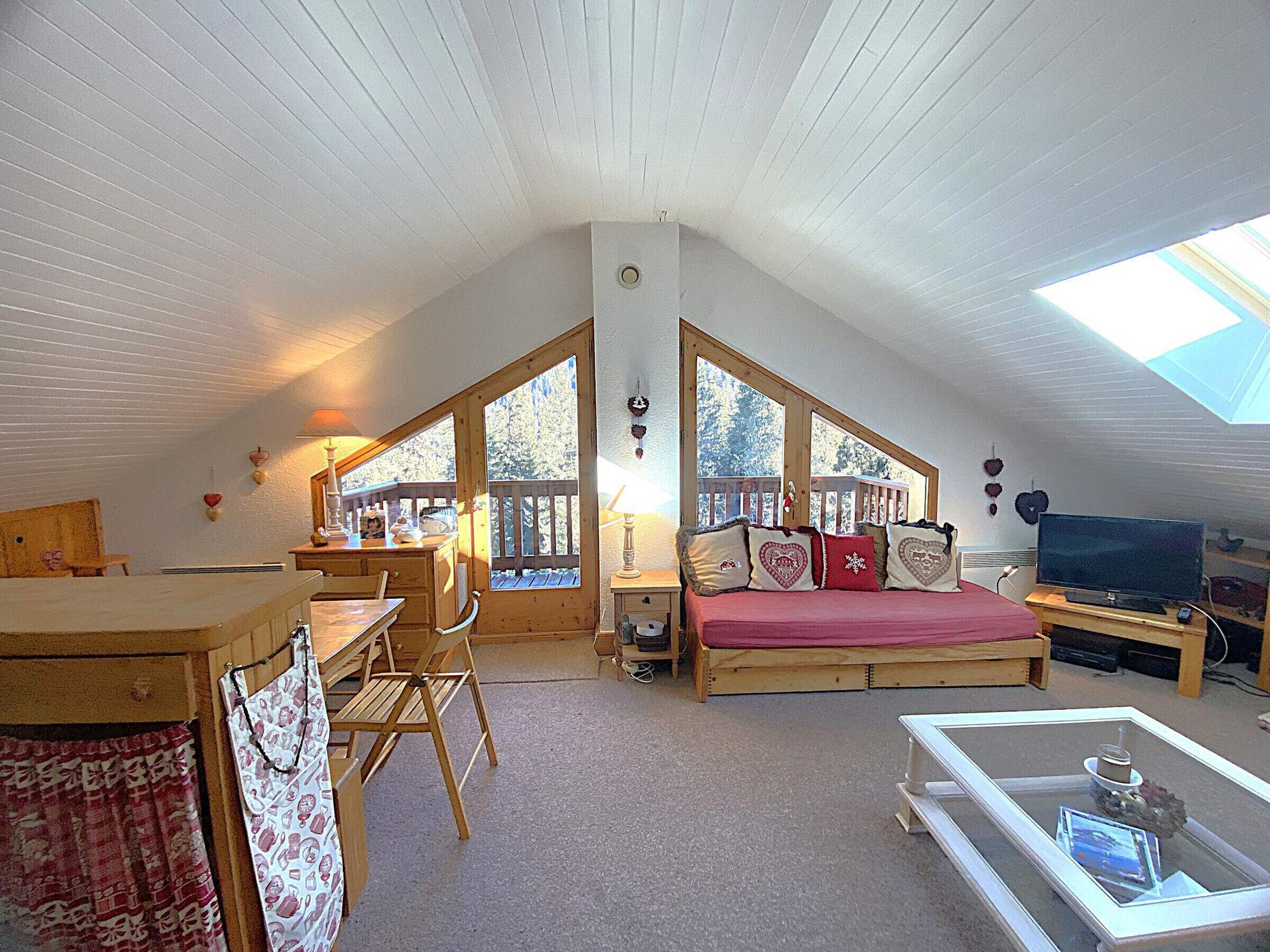 2 bedrooms